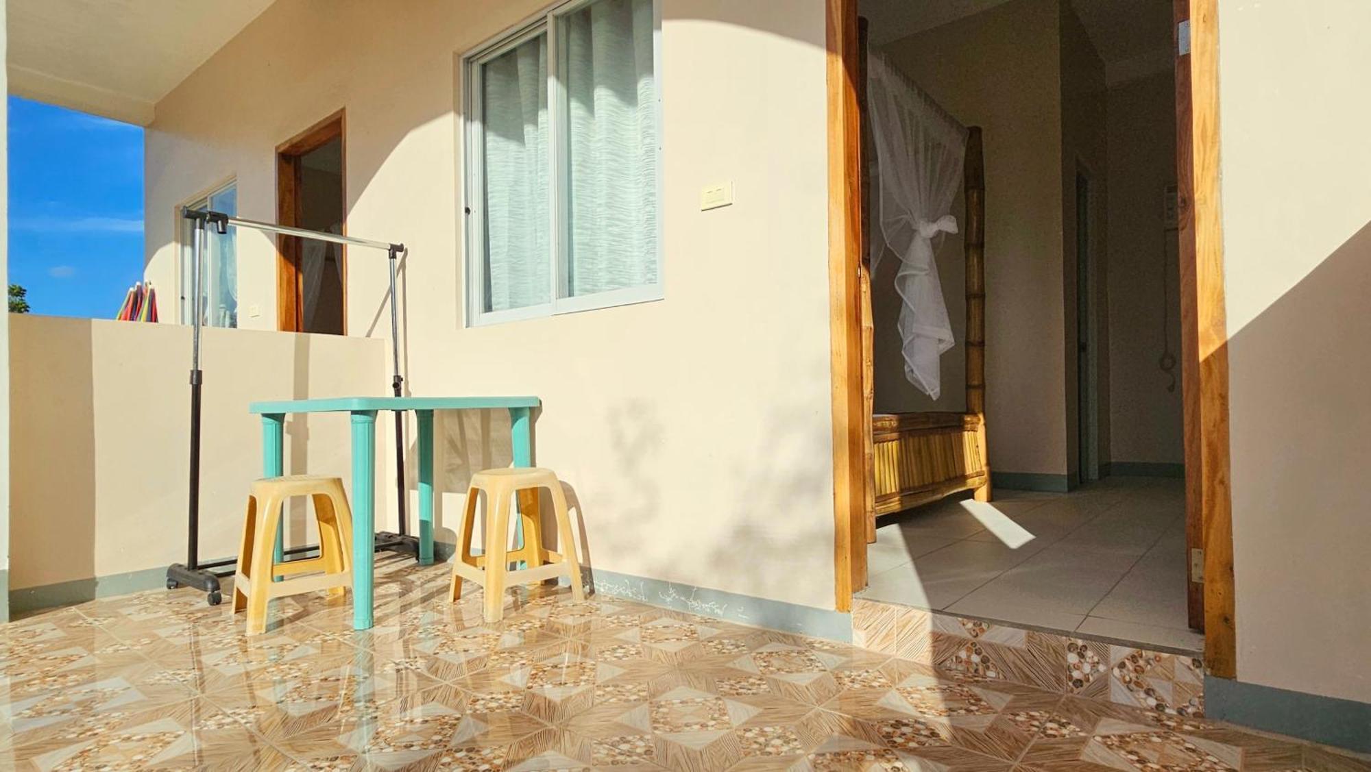 Mangoverde Guesthouse Moalboal Bagian luar foto